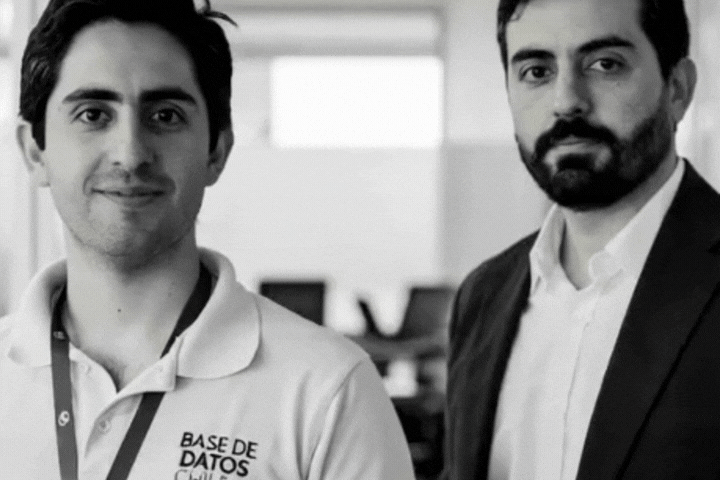 equipo base de datos chile.gif__PID:a8ed5b62-7194-4db7-a1c6-42f1cc79131b