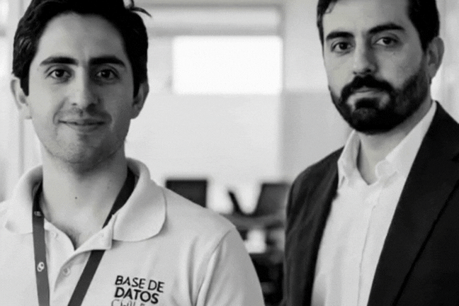 equipo base de datos chile.gif__PID:a8ed5b62-7194-4db7-a1c6-42f1cc79131b